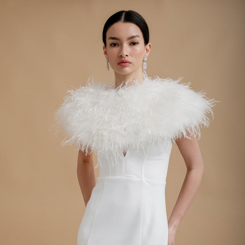 Ivory ostrich feather cape - Liberty in Love