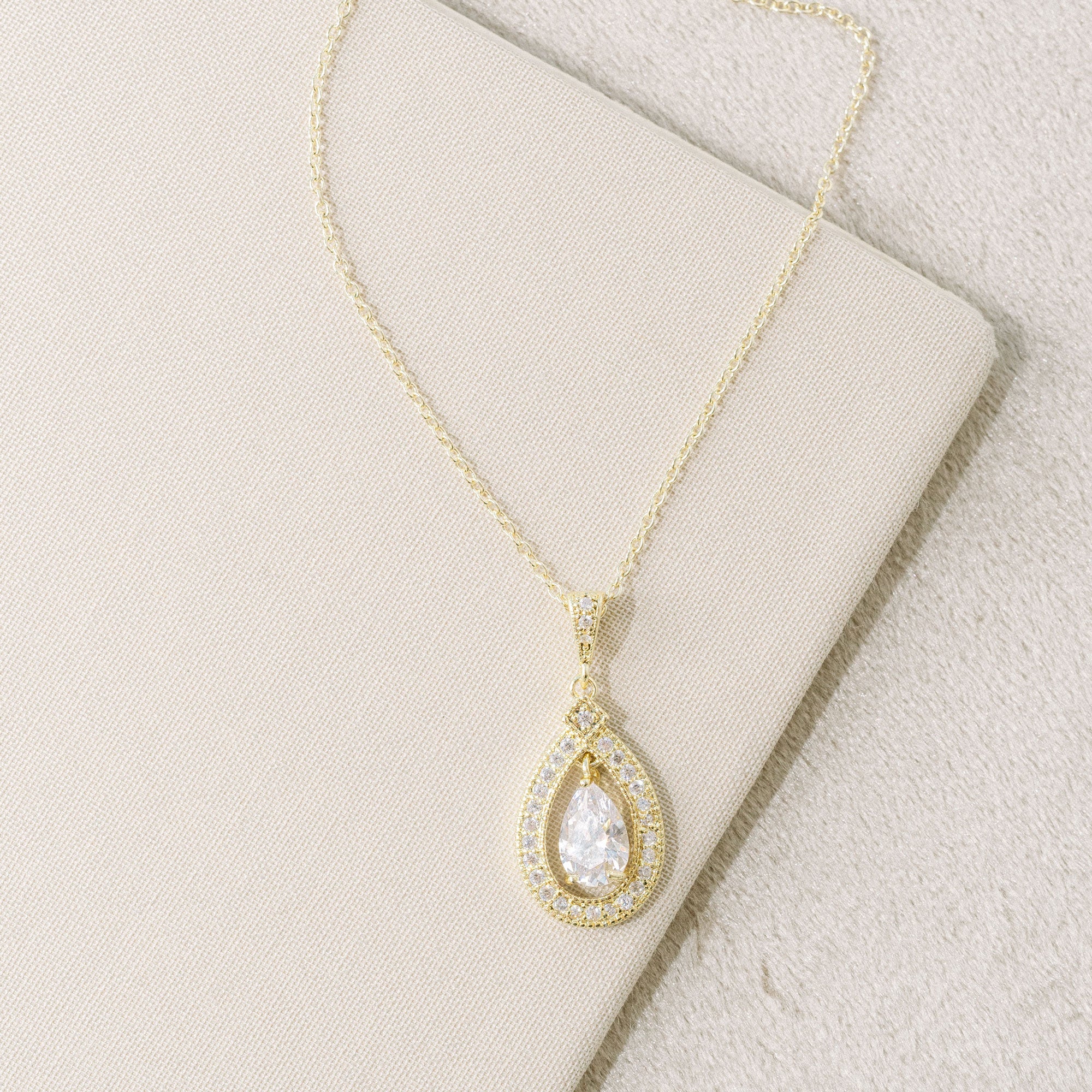 18k gold plated teardrop zirconia pendant | Lilibeth (gold) – Liberty ...