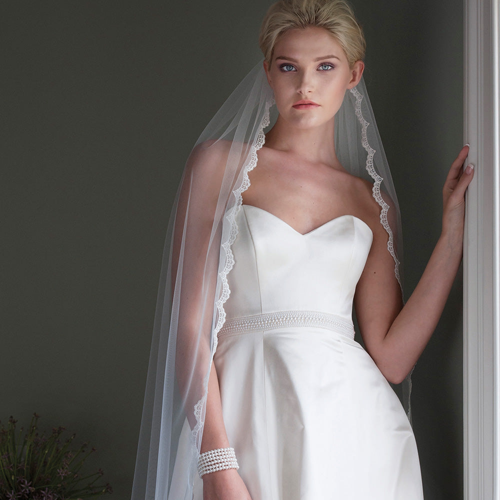 Lace edge floor length veil | Beauty veil | Joyce Jackson – Liberty in Love